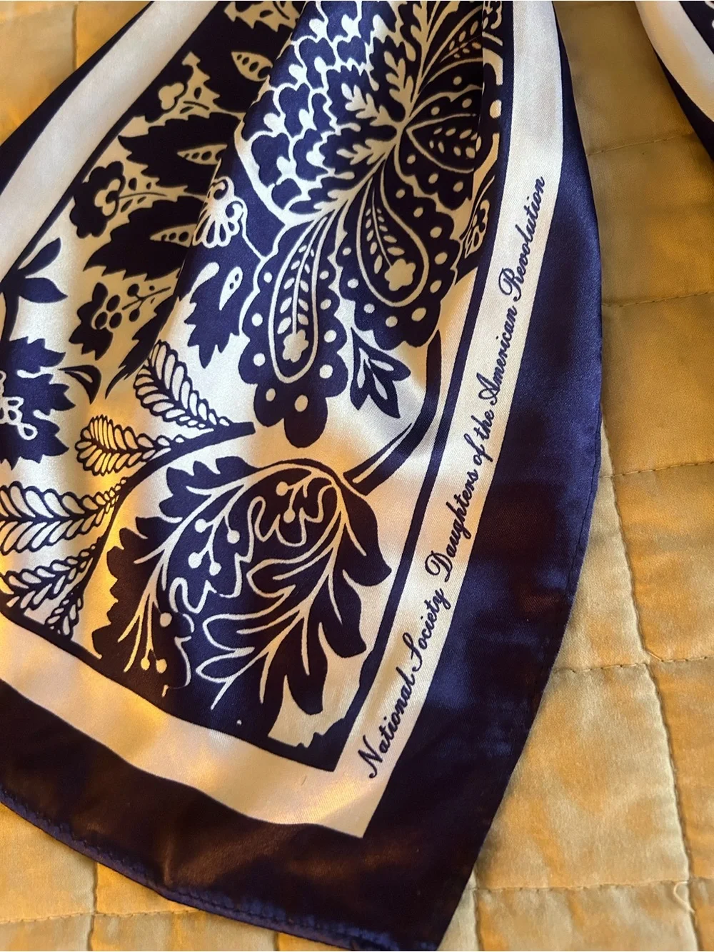 VTG DAR Silk-Feel Navy and White Paisley Scarf